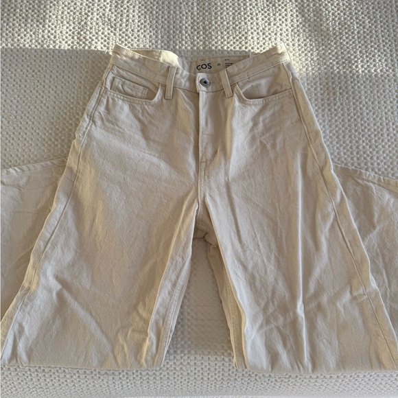 COS High Rise Wide Leg Jeans - Picture 2 of 9